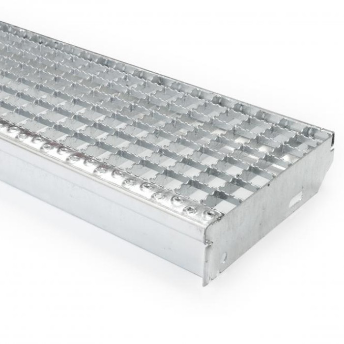 Schodišťové stupně protiskluzové 1200x270/30x30