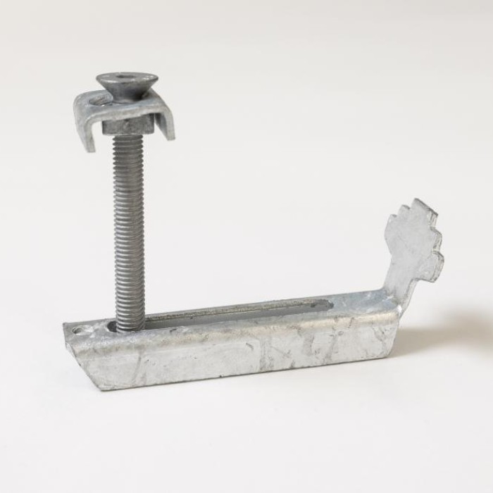 Pozinkovaná svorka pro oko 30x10